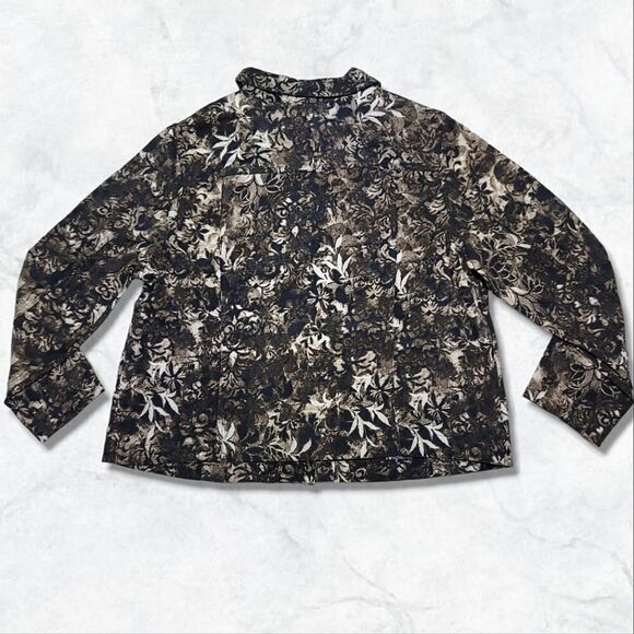 CJ Banks NWT Floral Black & Tan Long Sleeve Button-Up Blouse - Picture 3 of 7